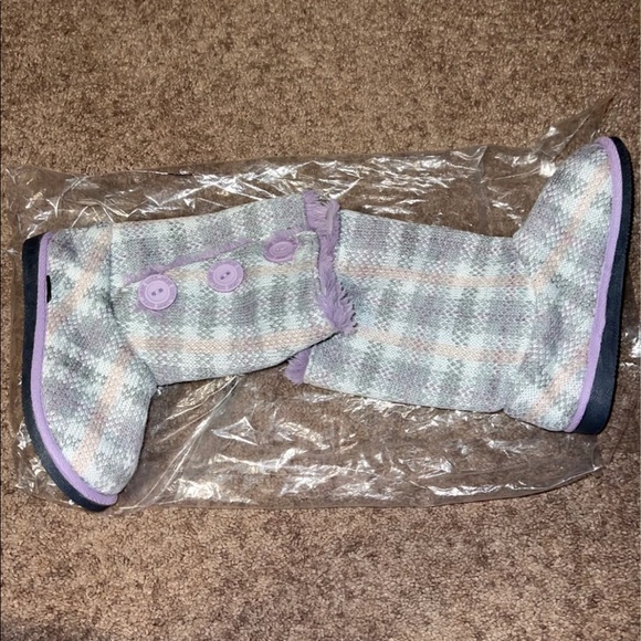 Girls Boots - Picture 2 of 6